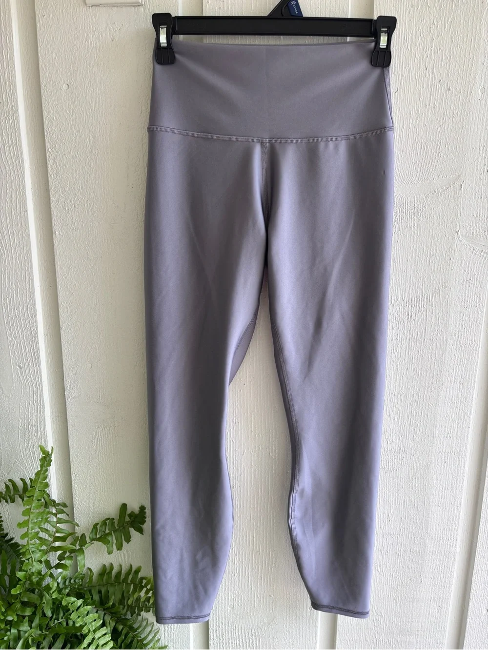 ALO Yoga Airlift Lavender-Gray Leggings